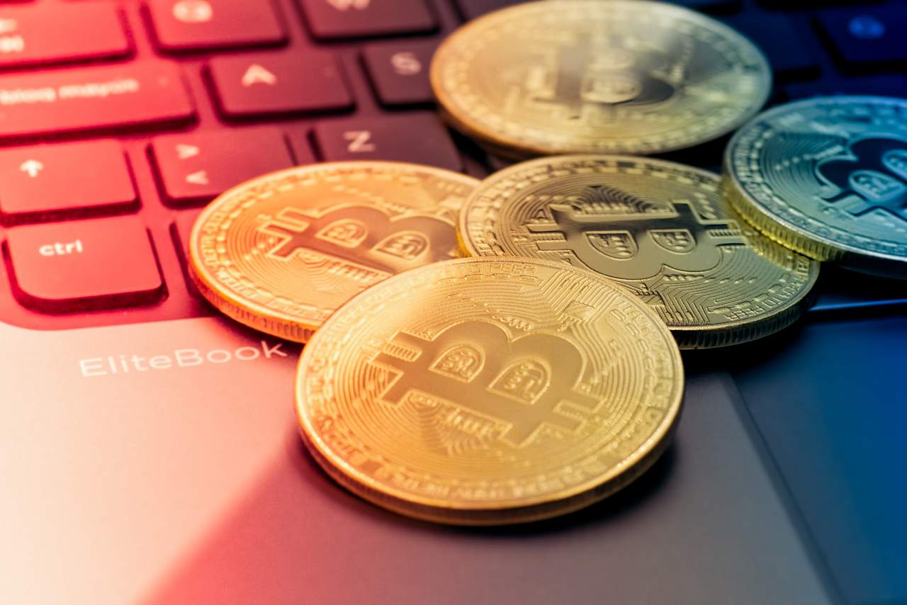 Tras la pandemia, cada vez hay más personas interesadas en las criptomonedas y que deciden contratar empresas gestoras de criptomonedas