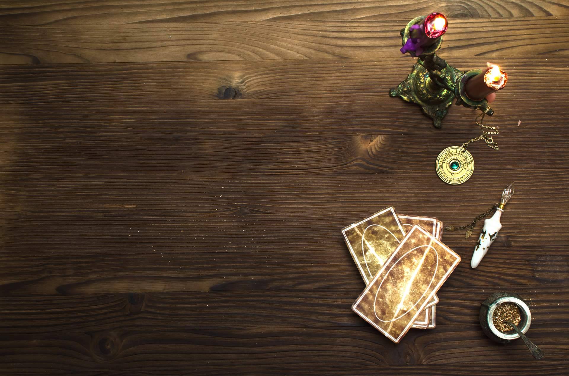 Buenas Videntes cuenta con videntes profesionales y expertas en el tarot amor