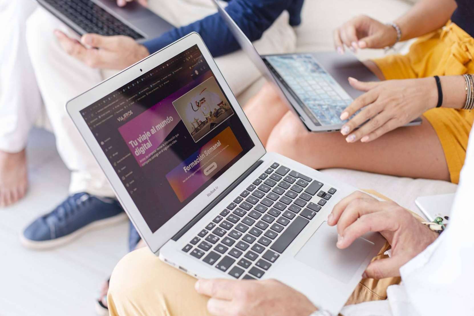 La formación de Easy Digital System y la comunidad Viajeros Imparables