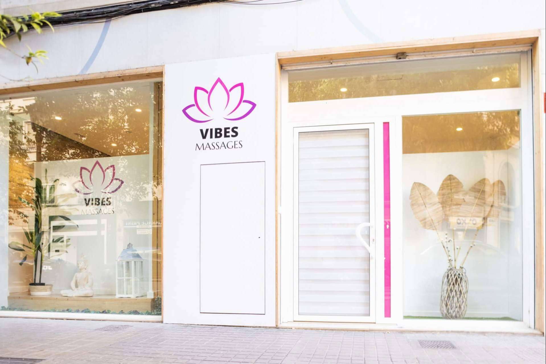 Ventajas de los masajes en pareja con Tantra Vibes, uno de los centros referentes de masajes en Valencia