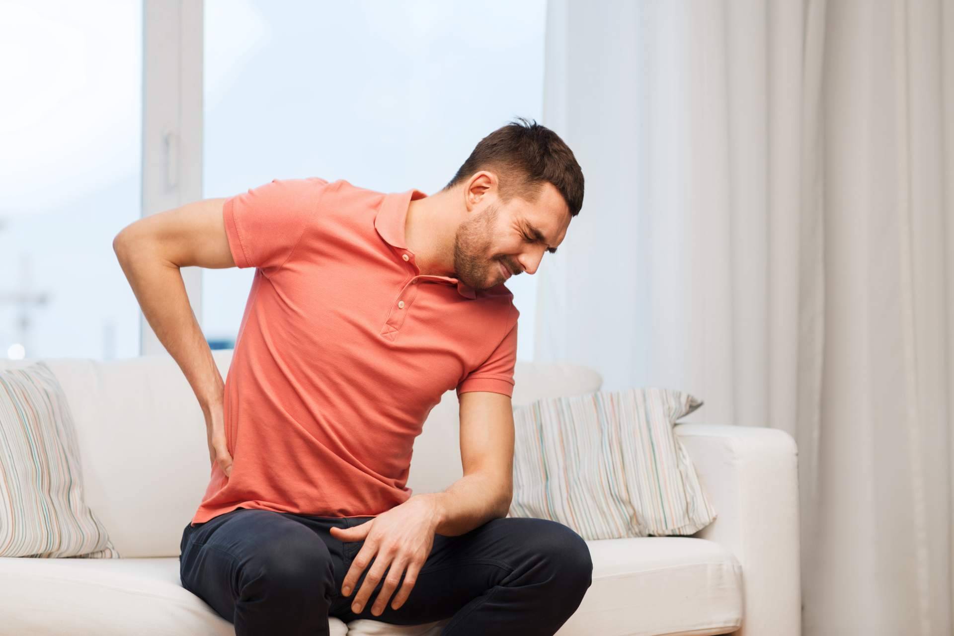 Los beneficios para el dolor de espalda con el CBD, por Greengos