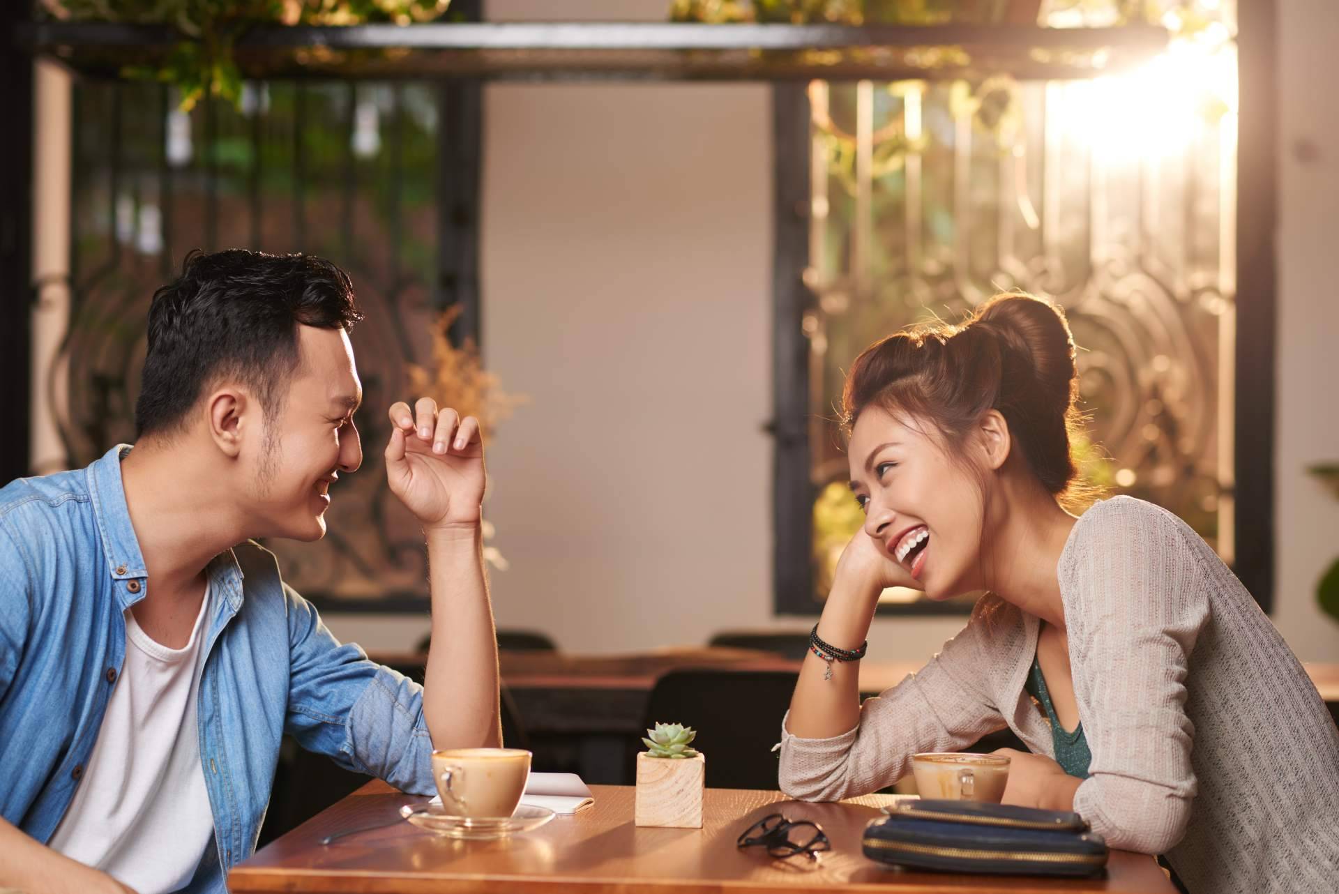 ¿En qué consisten los eventos speed dating en Madrid de BeDazzling?