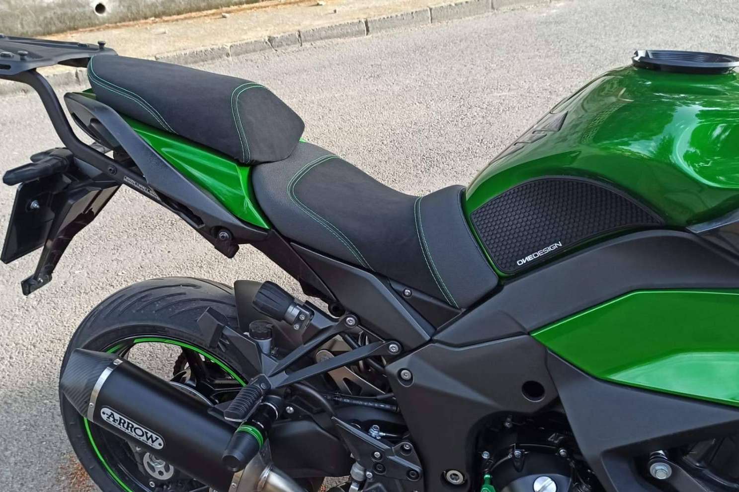 JM-FUNDAS mejora la experiencia de conducción con su Pack Confort para asientos de moto