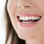 Revolución en carillas dentales sin dañar el diente en Clínica Dental Calvo de Mora