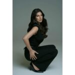 Aria Walton protagoniza la portada de la Revista Grazia, destacando el éxito de Pure Skin IQ